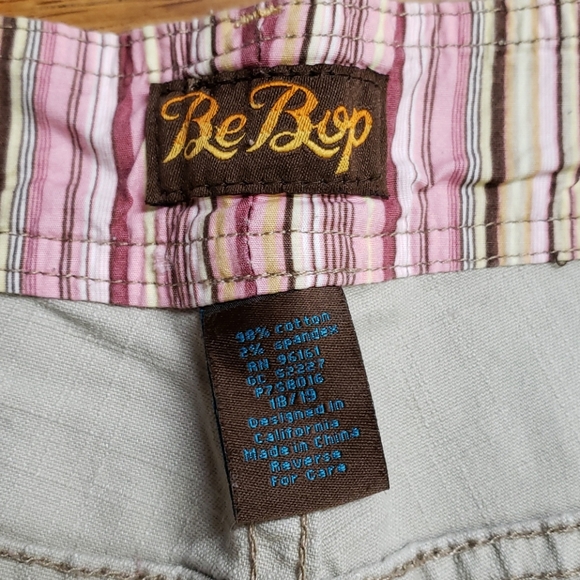 Khaki Capri, size 18/19 - Picture 4 of 6